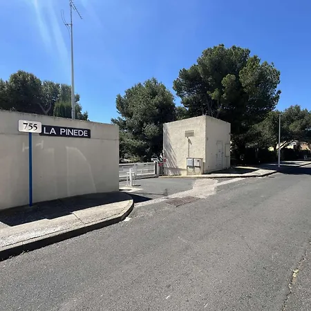 Appartement 2 Pieces Climatise Avec Parking - - Fr-1-229-898